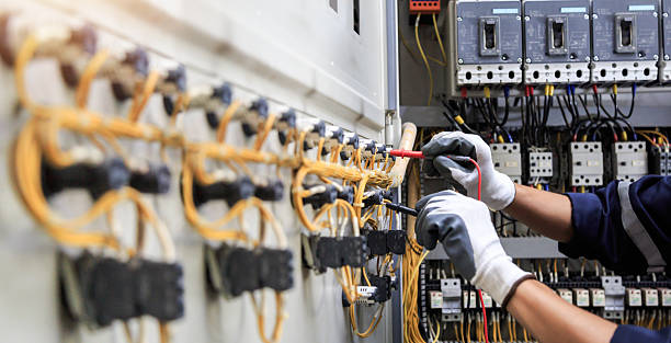 Professional Electrician technician working in Decatur, TX